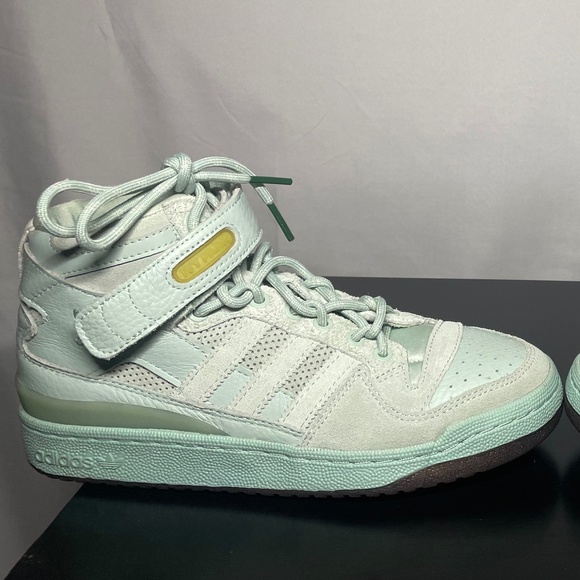 Adidas Ivy Park x Forum Mid Sneakers - Picture 3 of 5